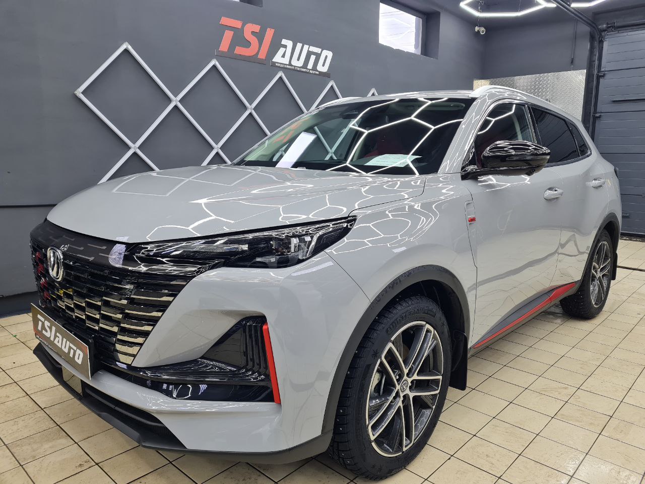 Changan Uni-S оклейка бронепленкой в Туле