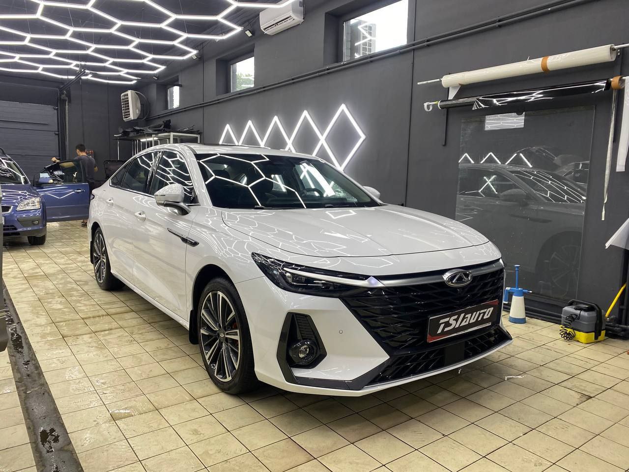 Chery Arrizo 8 шумоизоляция в пакете Элит в Туле