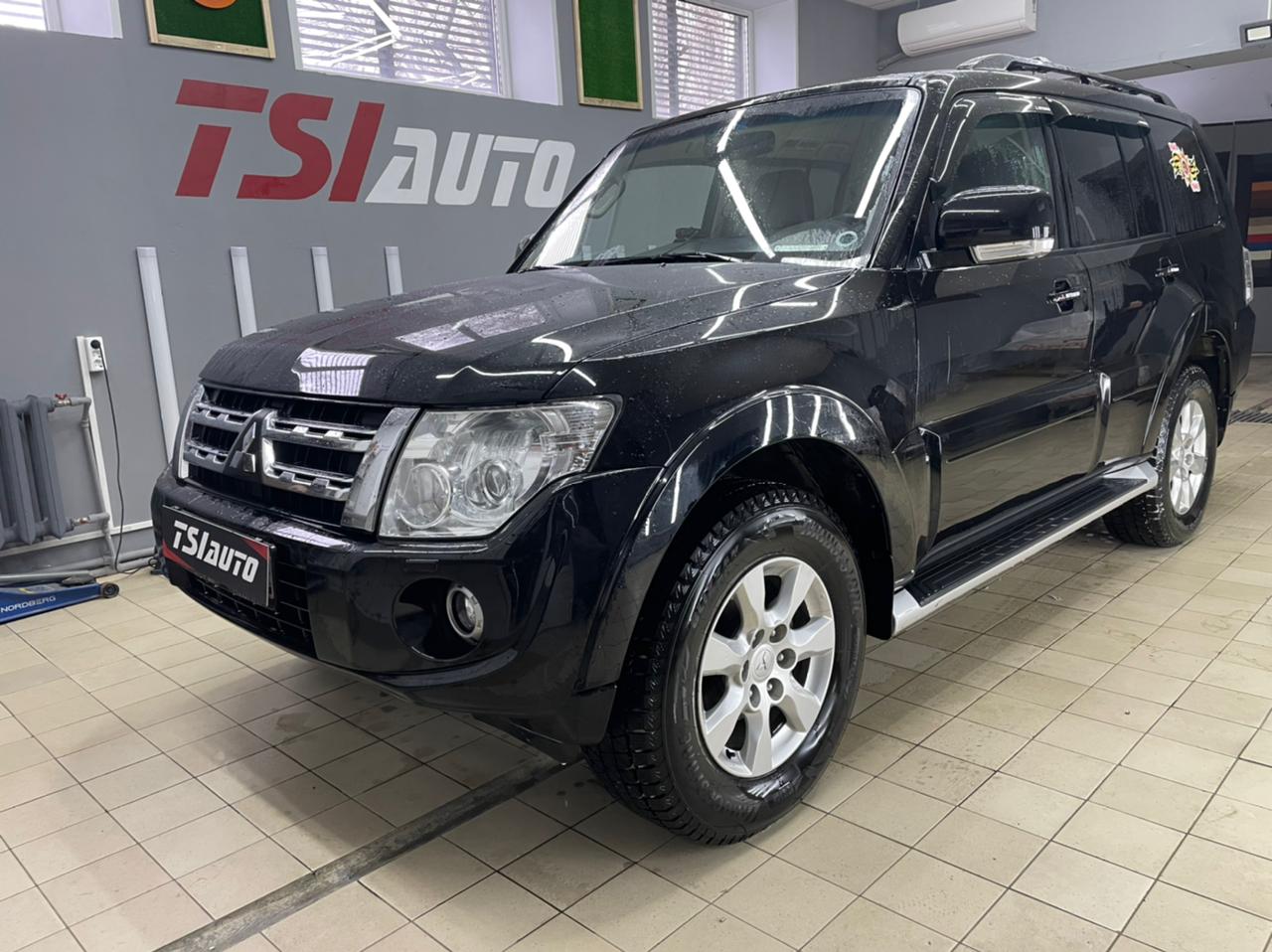 Полная шумоизоляция Mitsubishi Pajero 4 в Туле