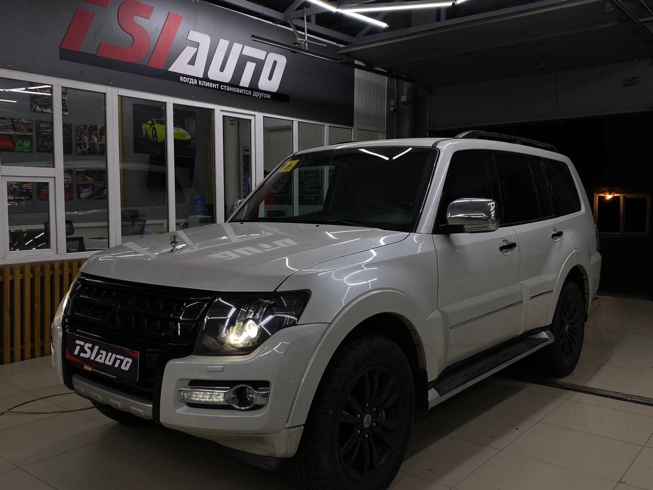 Шумоизоляция арок Mitsubishi Pajero в Туле