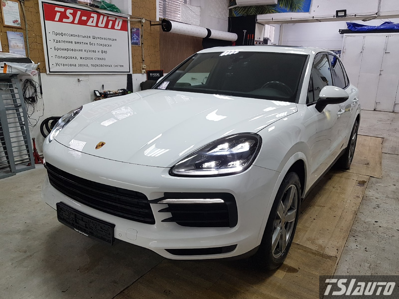 Правильная шумоизоляция Porsche Cayenne Coupé в Туле