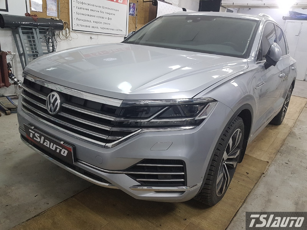 Правильная шумоизоляция Volkswagen Touareg 3 в Туле