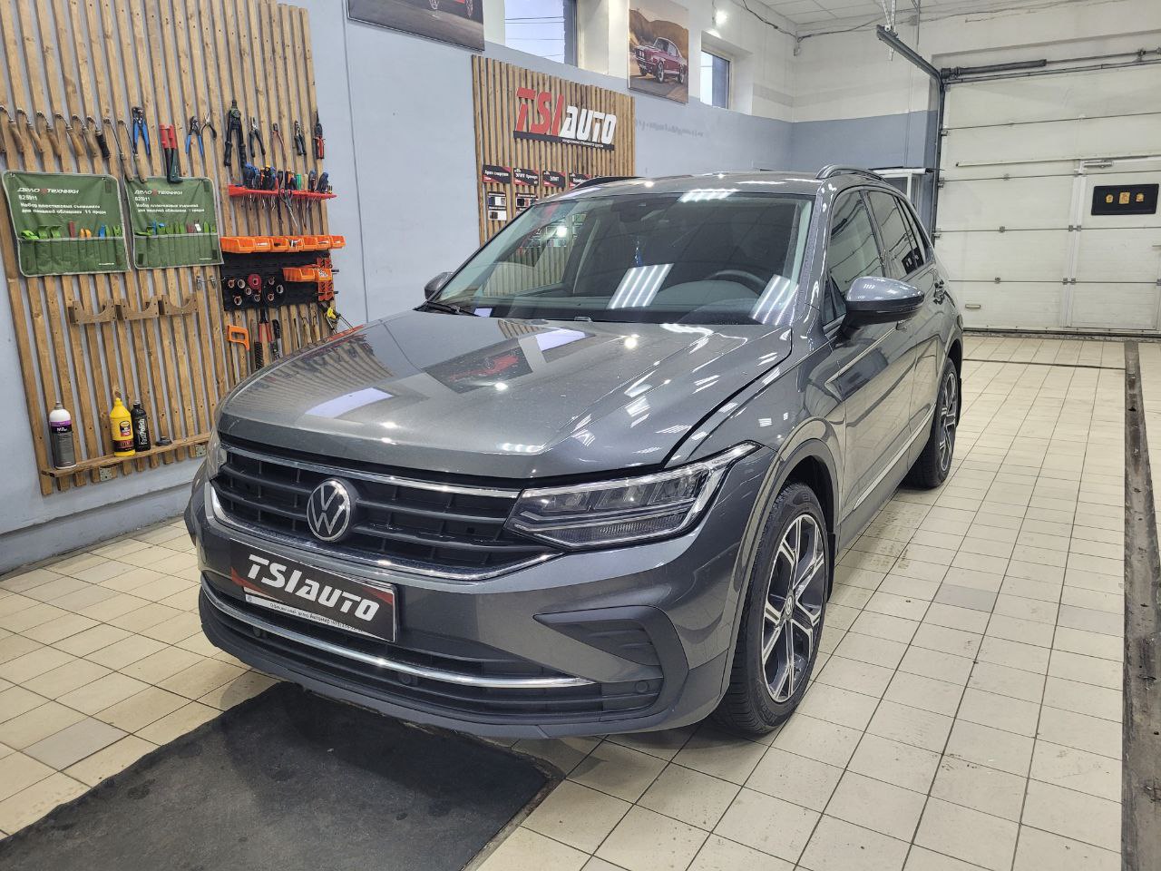 Шумоизоляция Volkswagen Tiguan 2 в Туле - Элит Премиум