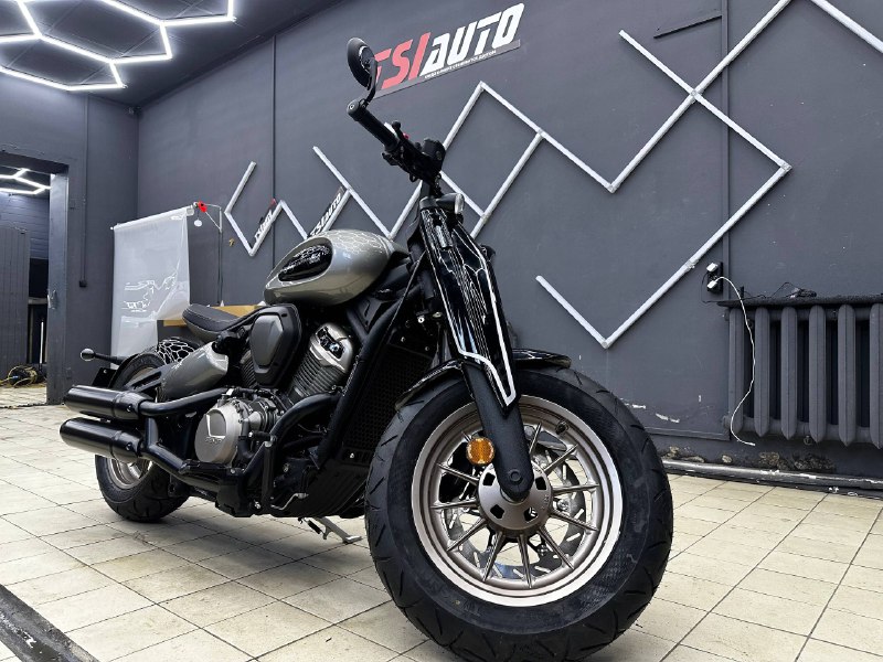 Оклейка пленкой мотоцикла Benda Napoleon в Туле