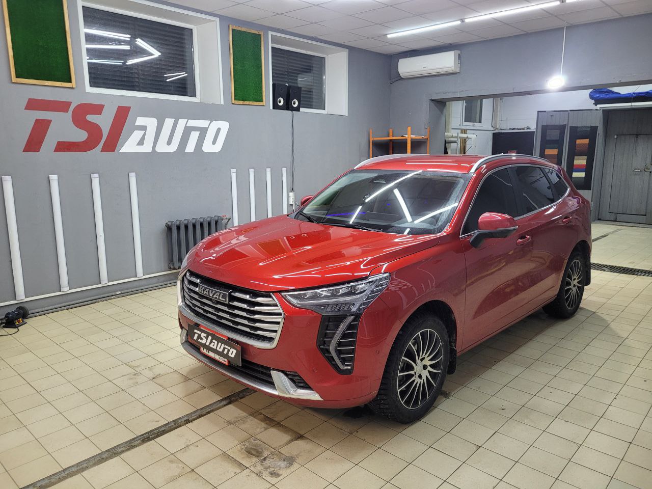 Haval Jolion установка подсветки салона в Туле