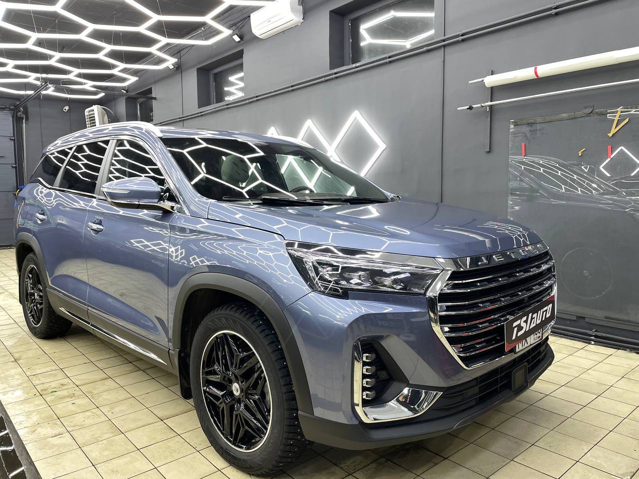 Шумоизоляция Jetour X90 Plus в Туле