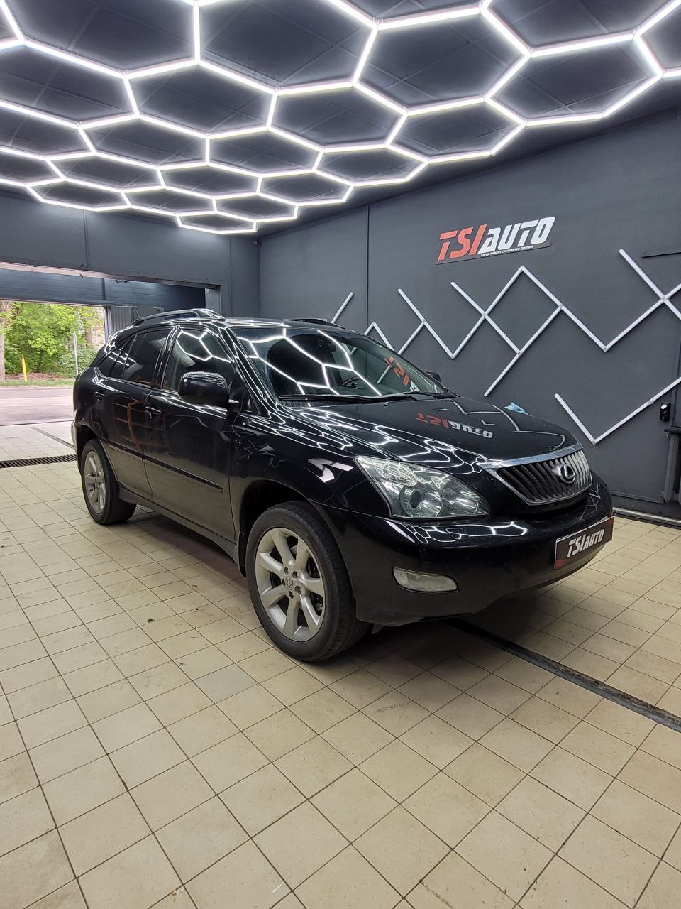 Lexus RX шумоизоляция торпедо в Туле