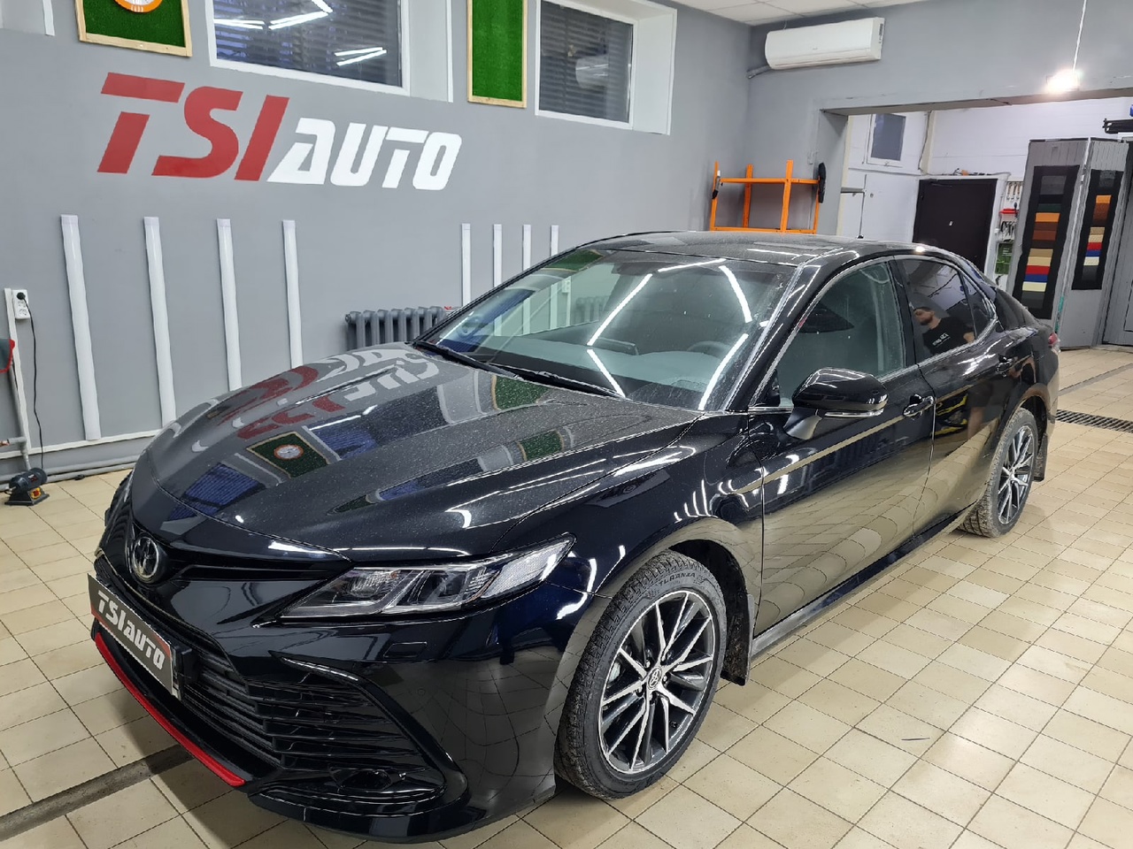 Шумоизоляция Toyota Camry v70 в Туле