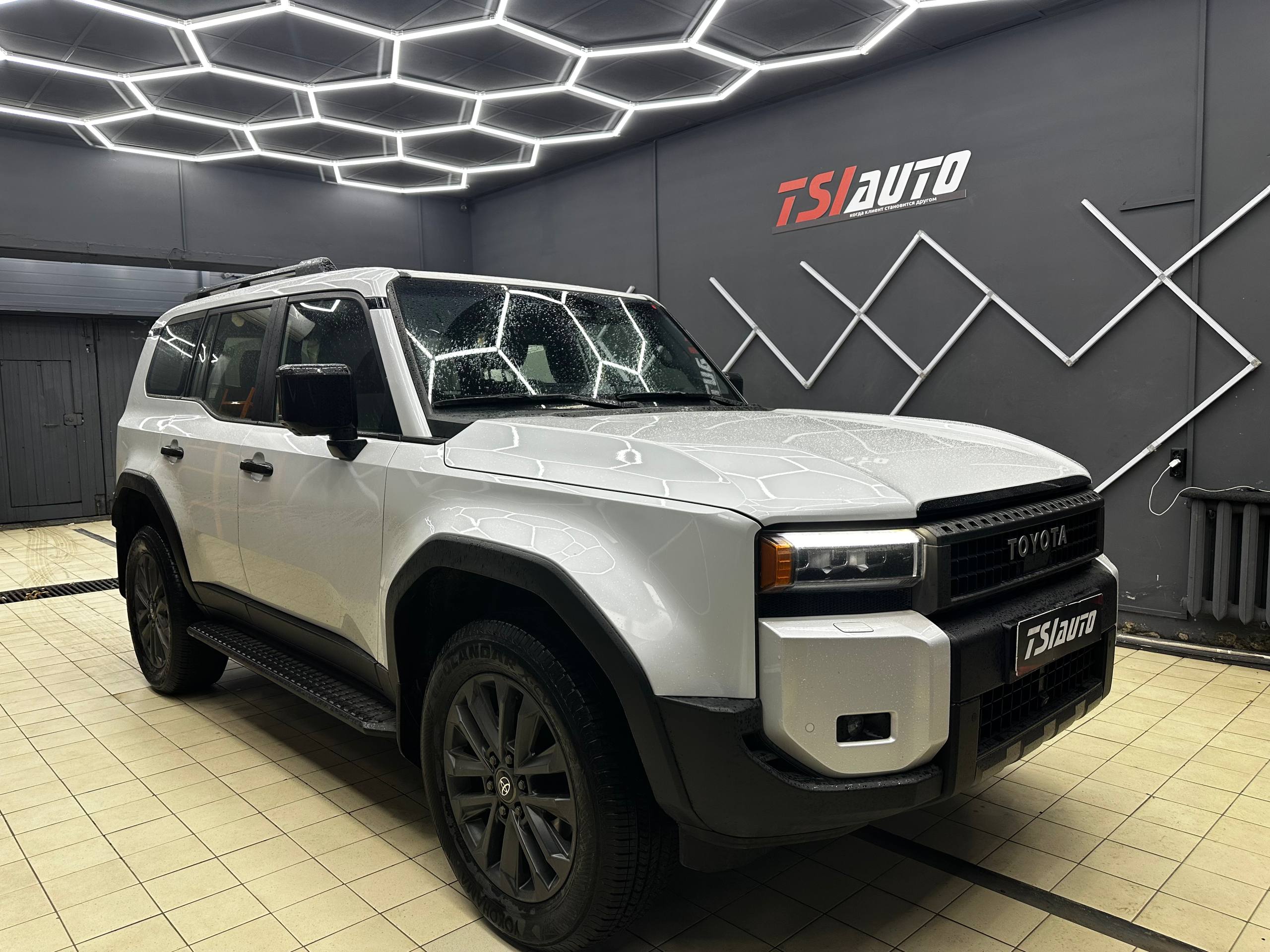 Шумоизоляция Toyota Land Cruiser Prado 250 в Туле